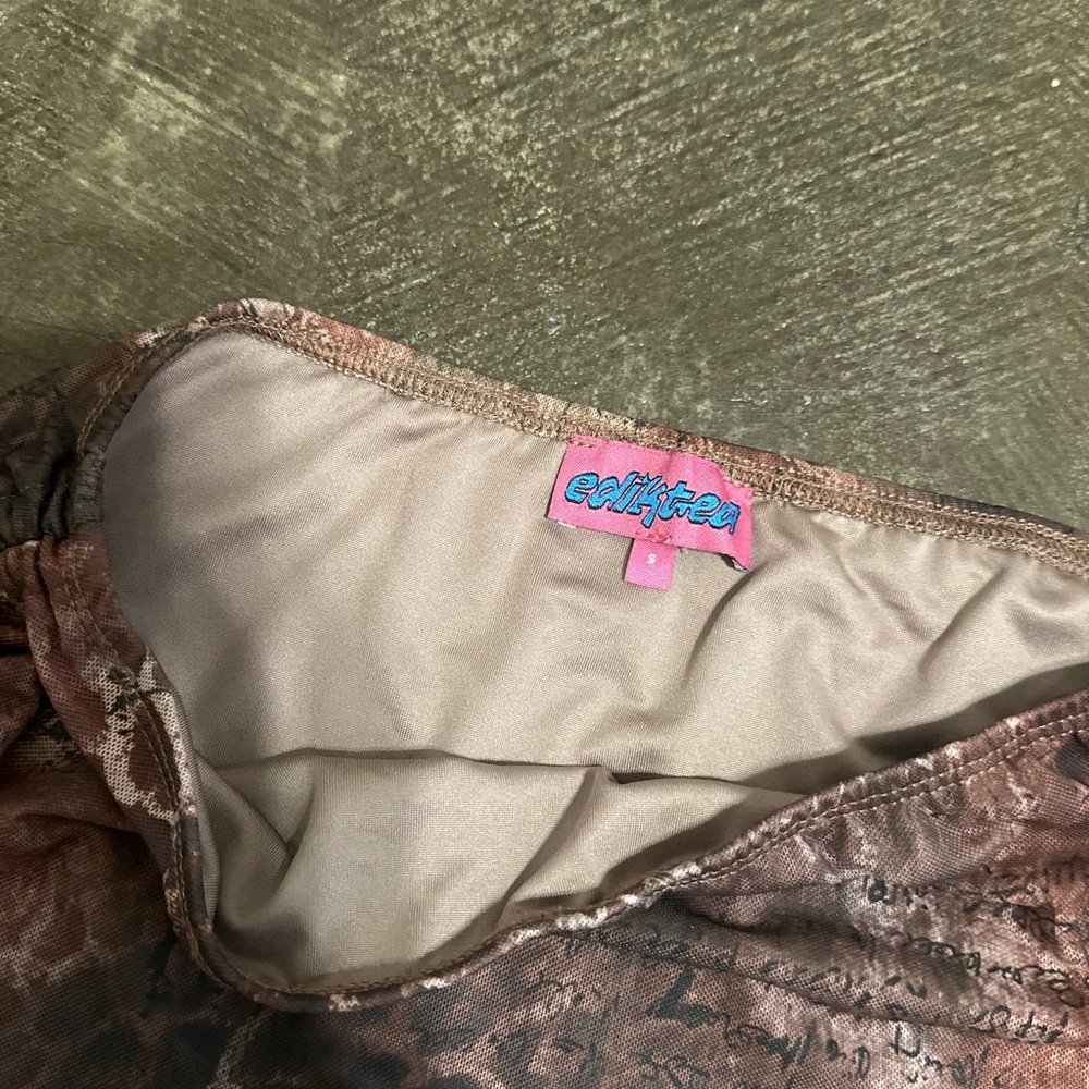 Edikted Two-Piece Set - Picture 6 of 8